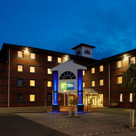 Holiday Inn Express Droitwich Spa By Ihg Exterior foto