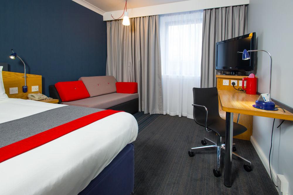 Holiday Inn Express Droitwich Spa By Ihg Exterior foto