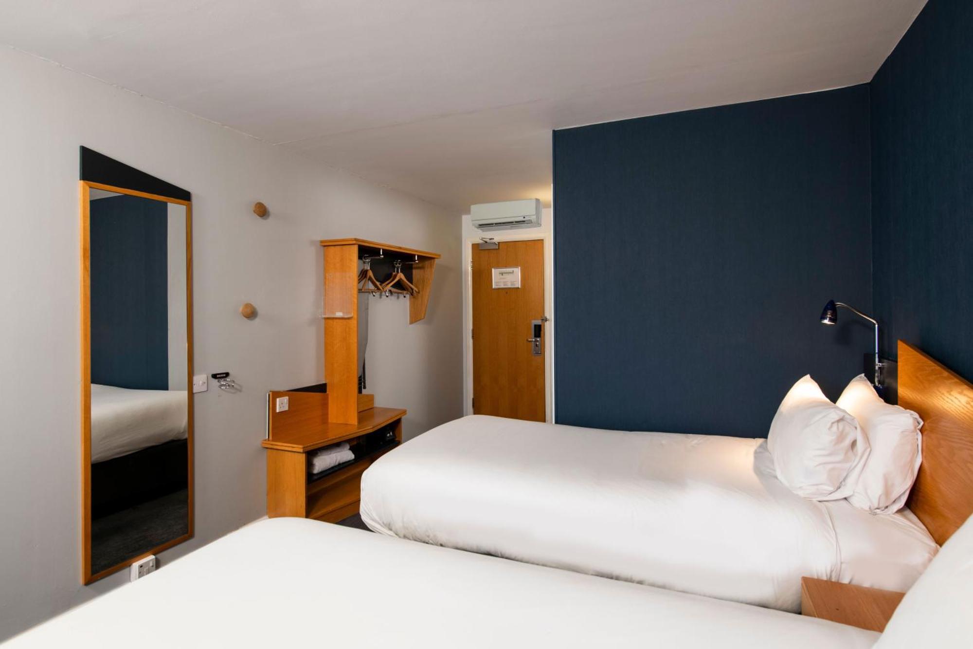Holiday Inn Express Droitwich Spa By Ihg Habitación foto