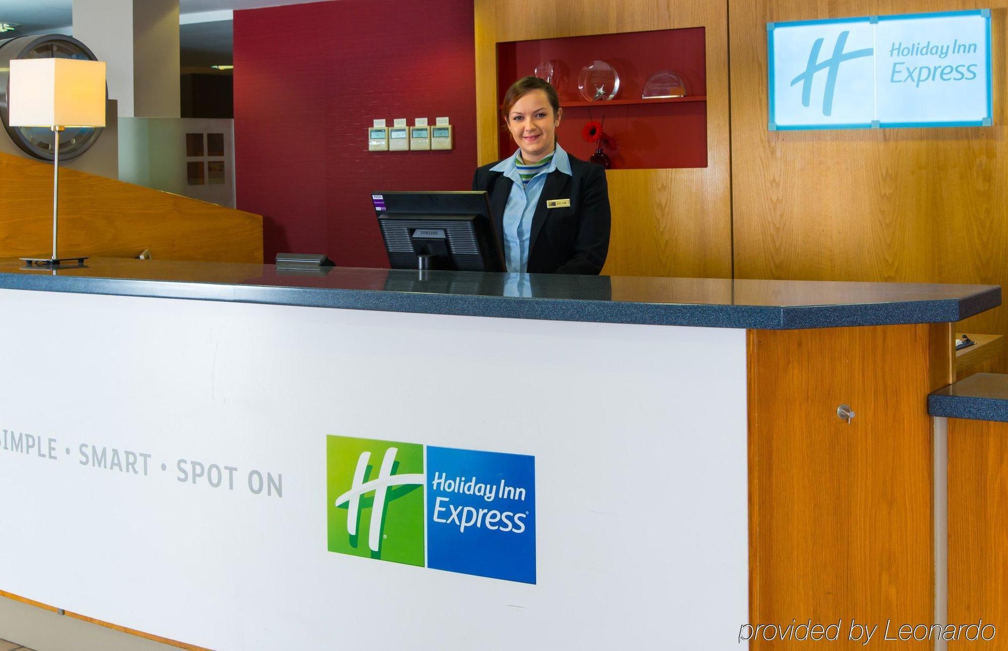 Holiday Inn Express Droitwich Spa By Ihg Exterior foto