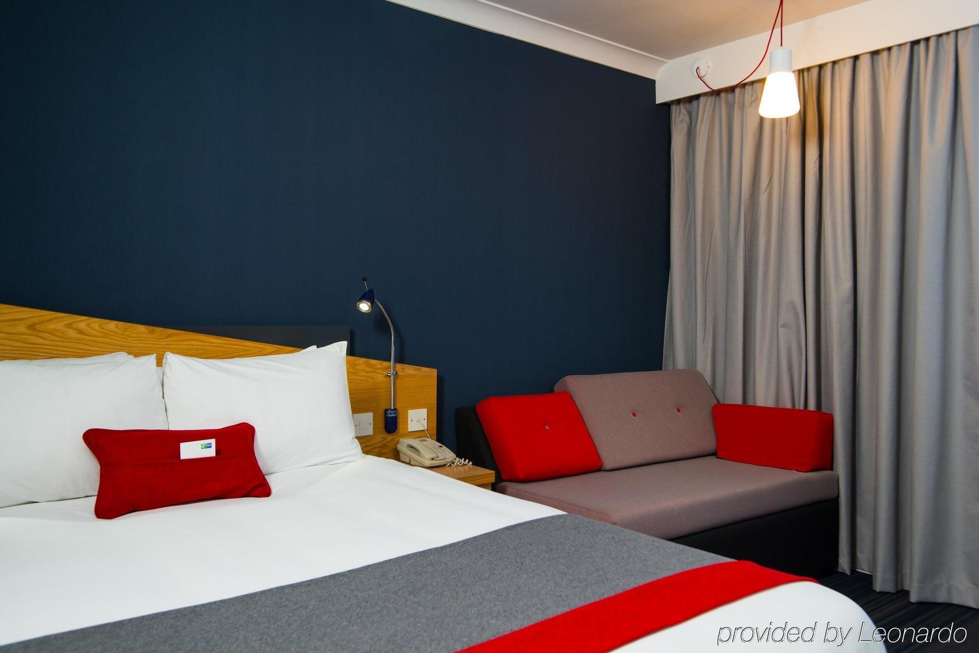 Holiday Inn Express Droitwich Spa By Ihg Exterior foto