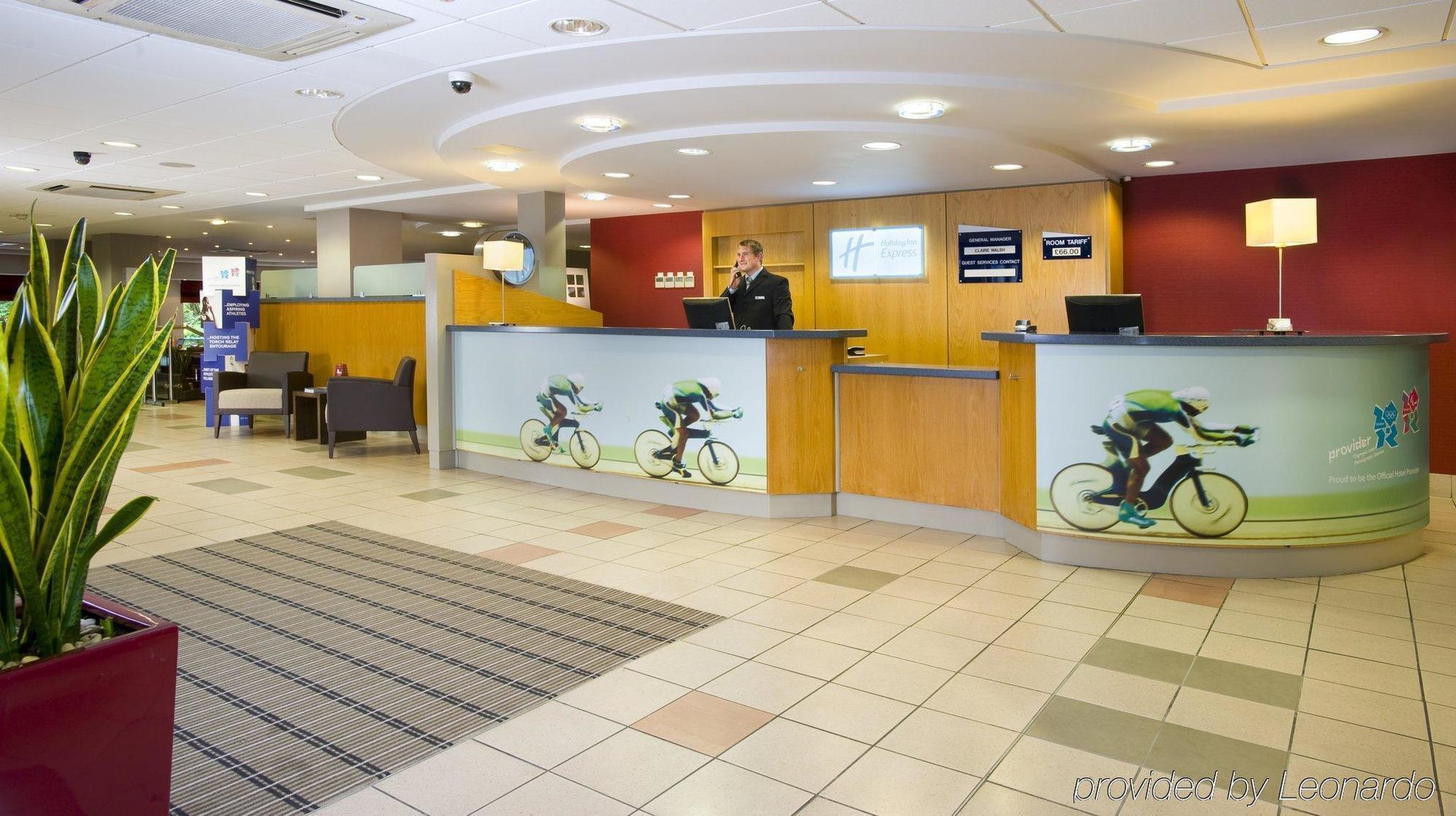 Holiday Inn Express Droitwich Spa By Ihg Interior foto