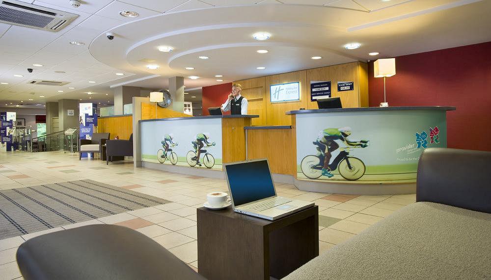 Holiday Inn Express Droitwich Spa By Ihg Interior foto
